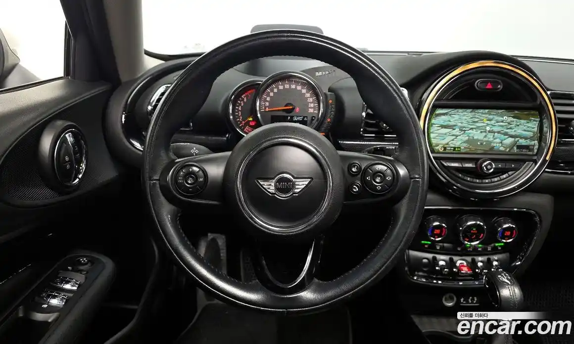 Mini Clubman 2016 1.5 гидро в Москве № 1548434, фото 13