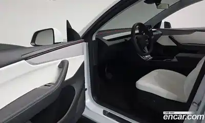 Tesla Model Y 2025 0.2 гидро в Москве № 1548547, миниатюра 9