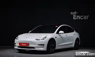 Tesla Model 3, 2021
