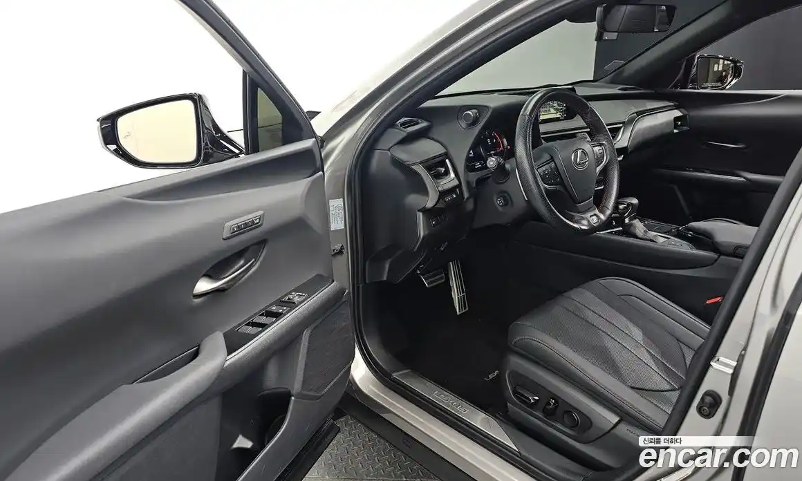 Lexus UX 2021 2.0 гидро в Москве № 1548800, фото 11