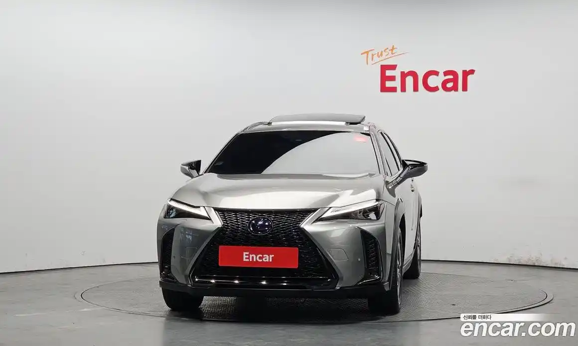 Lexus UX 2021 2.0 гидро в Москве № 1548800, фото 3