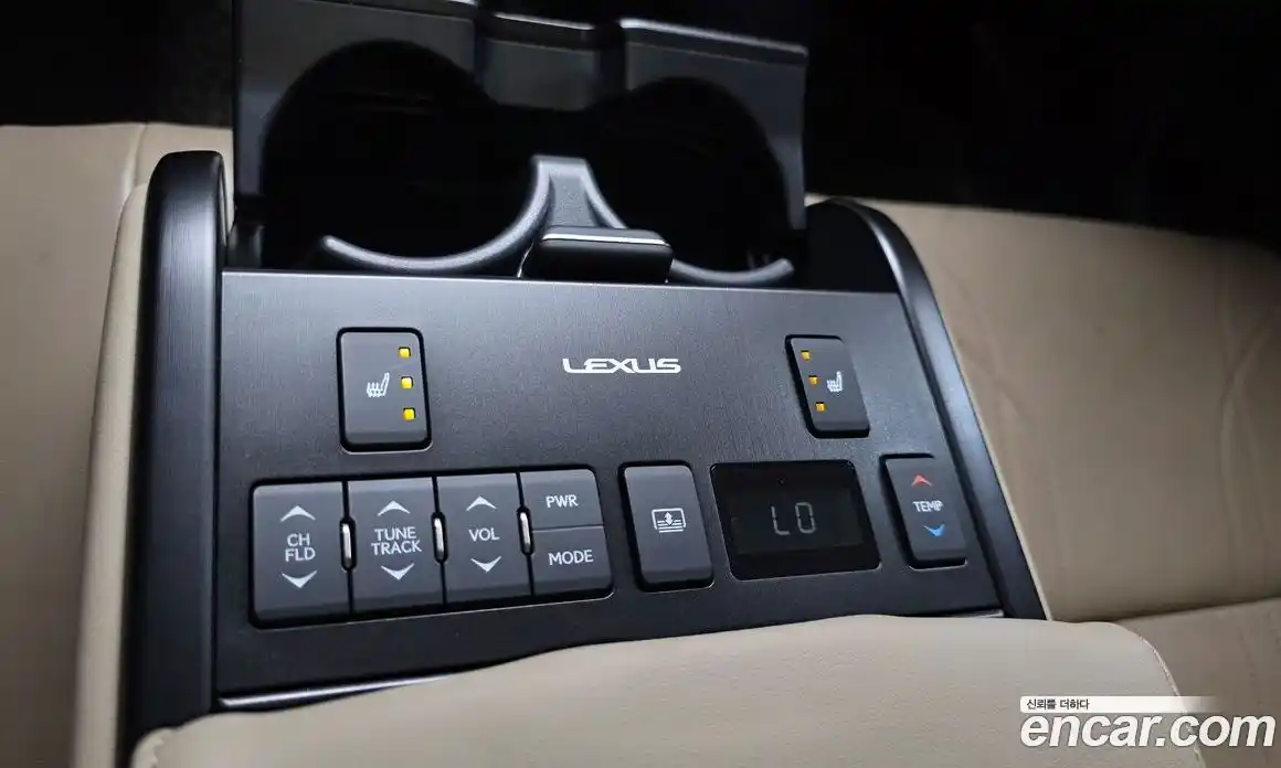 Lexus ES 2019 2.5 гидро в Москве № 1548894, фото 18