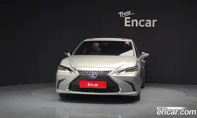 Lexus ES 2019 2.5 гидро в Москве № 1548894, миниатюра 3