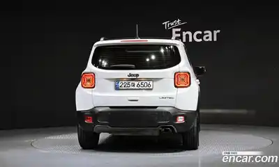 Jeep Renegade 2020 2.4 гидро в Москве № 1549819, миниатюра 4