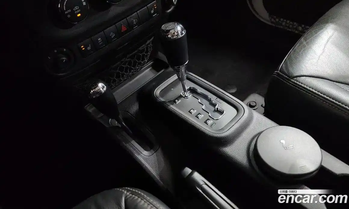 Jeep Wrangler 2015 3.6 гидро в Москве № 1549889, фото 9