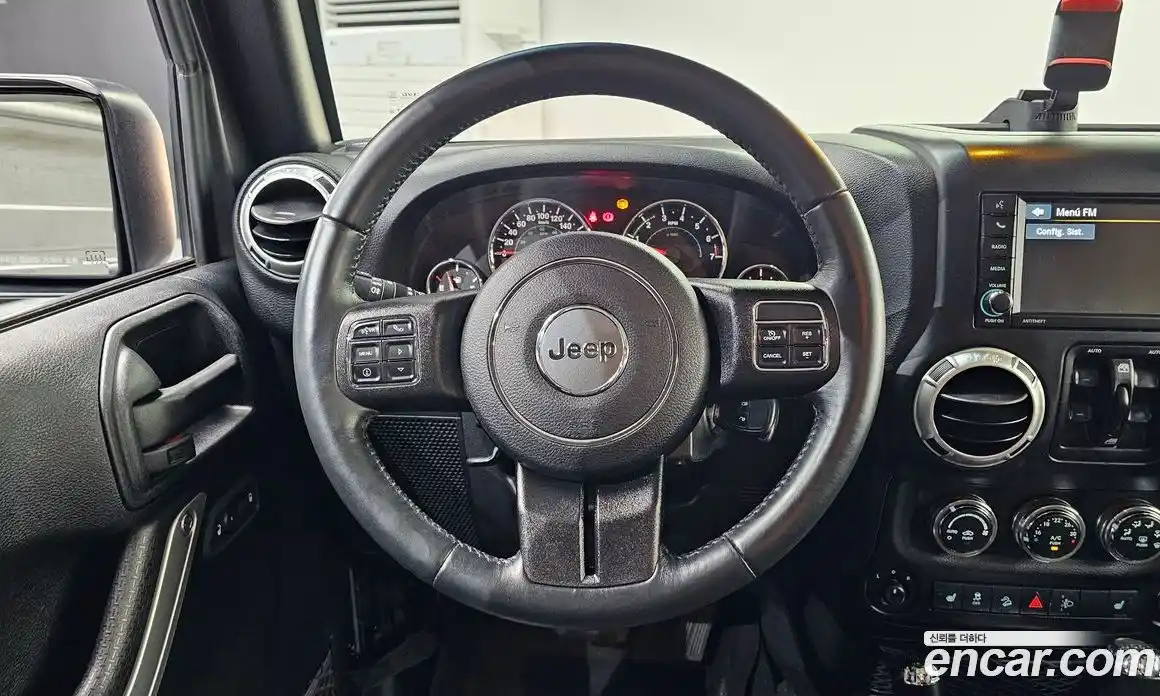 Jeep Wrangler 2016 3.6 гидро в Москве № 1549898, фото 13