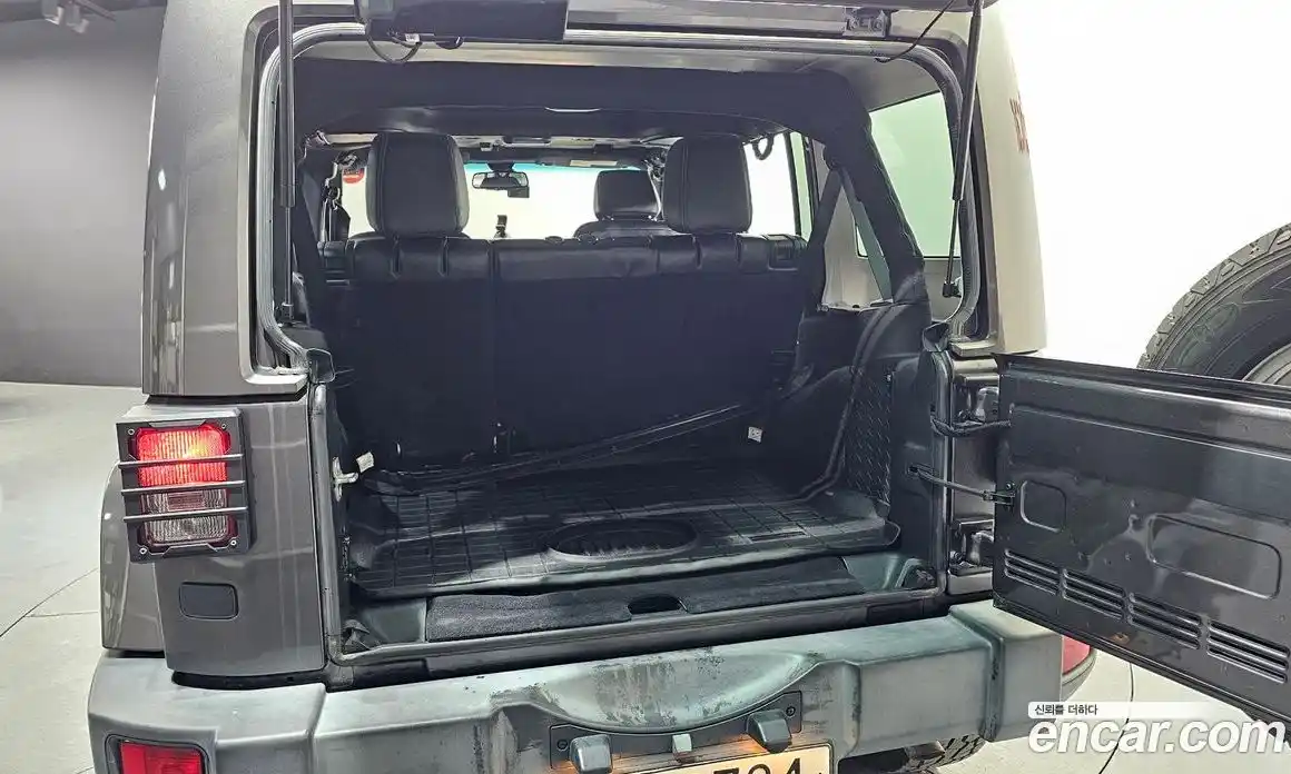 Jeep Wrangler 2016 3.6 гидро в Москве № 1549898, фото 20