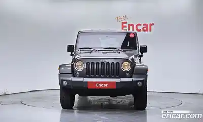 Jeep Wrangler 2016 3.6 гидро в Москве № 1549898, миниатюра 3