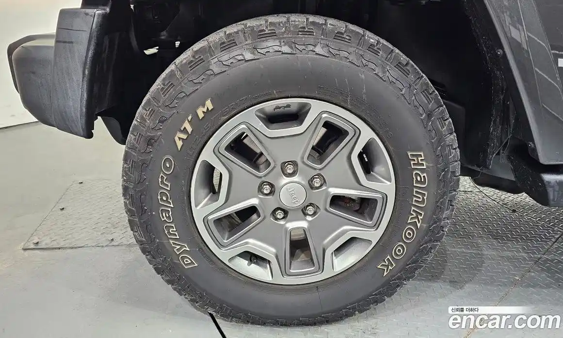 Jeep Wrangler 2016 3.6 гидро в Москве № 1549898, фото 5