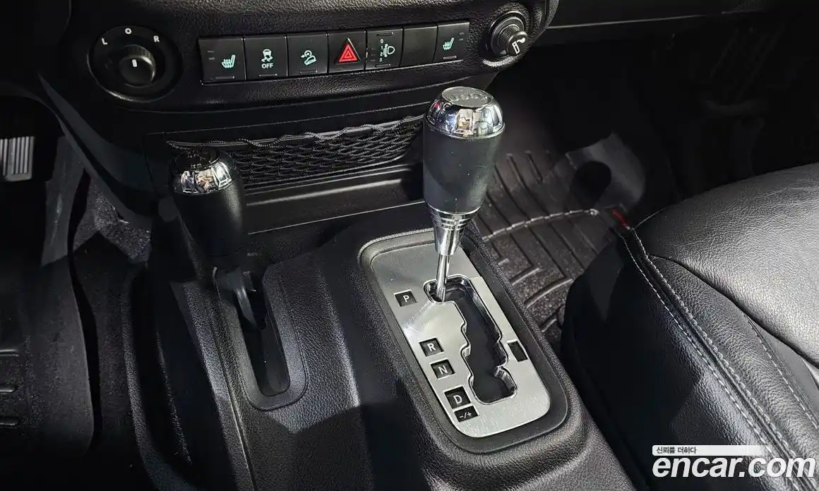 Jeep Wrangler 2016 3.6 гидро в Москве № 1549898, фото 9