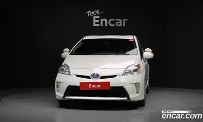Toyota Prius 2015 1.8 гидро в Москве № 1550085, миниатюра 3