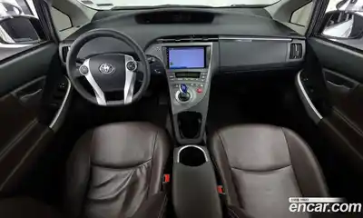 Toyota Prius 2015 1.8 гидро в Москве № 1550085, миниатюра 7