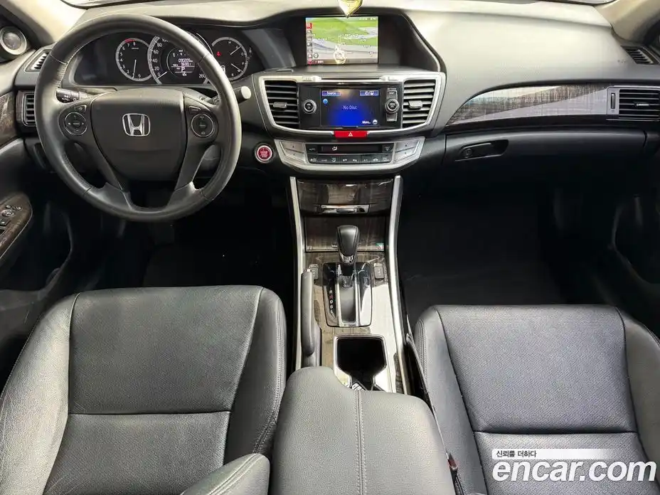 Honda Accord 2013 2.4 гидро в Москве № 1550330, фото 7