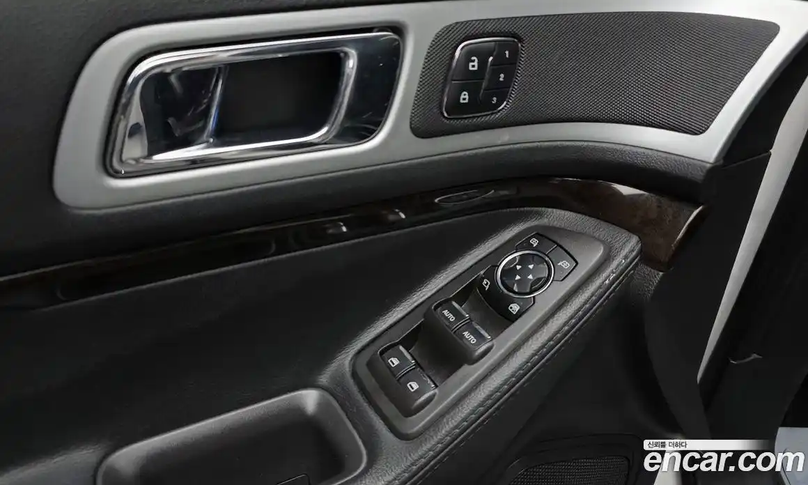 Ford Explorer 2013 3.5 гидро в Москве № 1550628, фото 16