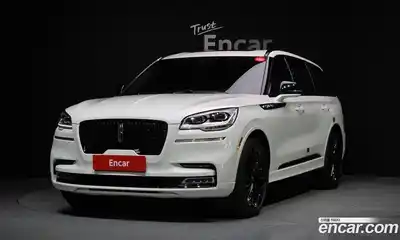 Lincoln Aviator, 2023