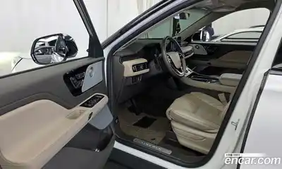 Lincoln Aviator 2023 3.0 гидро в Москве № 1550714, миниатюра 10