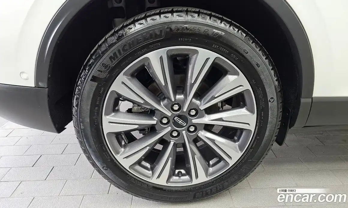 Lincoln Corsair 2020 2.0 гидро в Москве № 1550733, фото 5