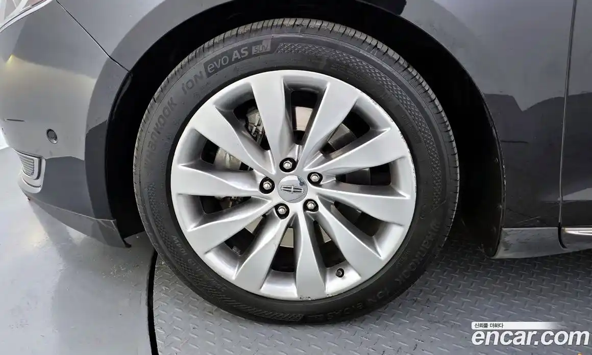 Lincoln MKS 2016 3.7 гидро в Москве № 1550773, фото 5