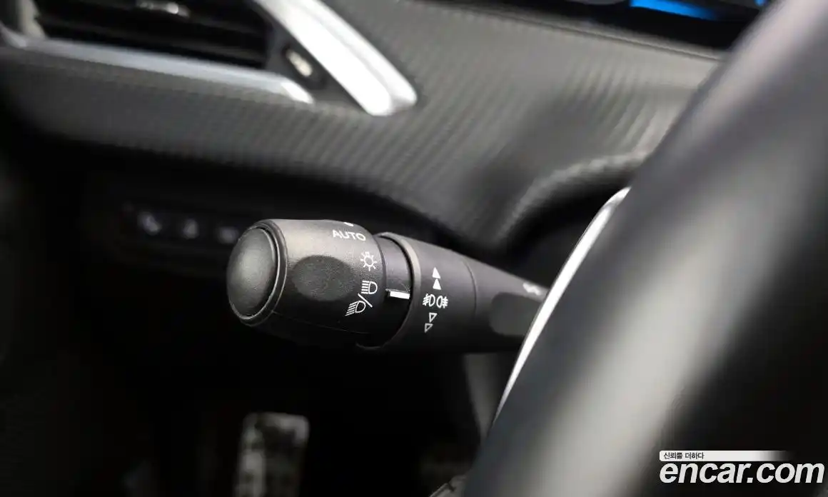 Peugeot 2008 2015 1.6 гидро в Москве № 1551163, фото 19