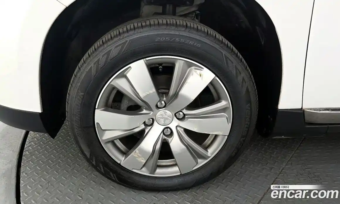 Peugeot 2008 2015 1.6 гидро в Москве № 1551163, фото 5