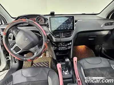 Peugeot 2008 2015 1.6 гидро в Москве № 1551165, миниатюра 5