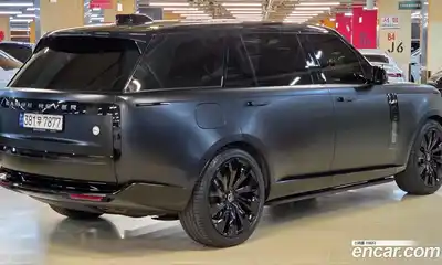 Land Rover Range-Rover 2023 4.4 гидро в Москве № 166726, миниатюра 2