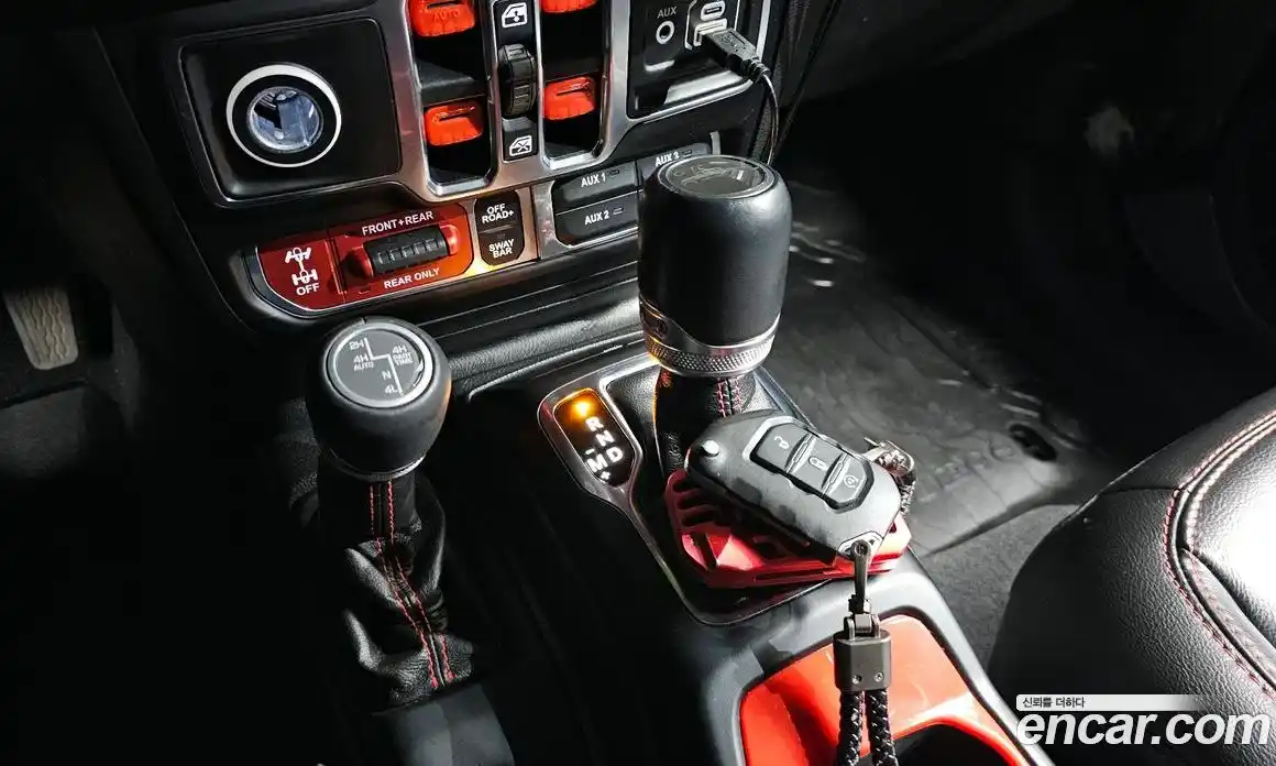 Jeep Gladiator 2020 3.6 гидро в Москве № 169563, фото 9