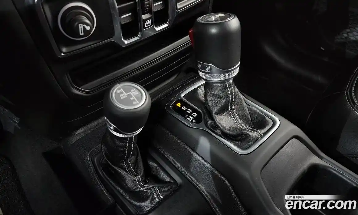 Jeep Wrangler 2022 2.0 гидро в Москве № 169591, фото 8