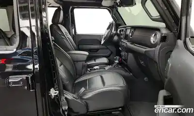 Jeep Wrangler 2022 2.0 гидро в Москве № 215471, миниатюра 11