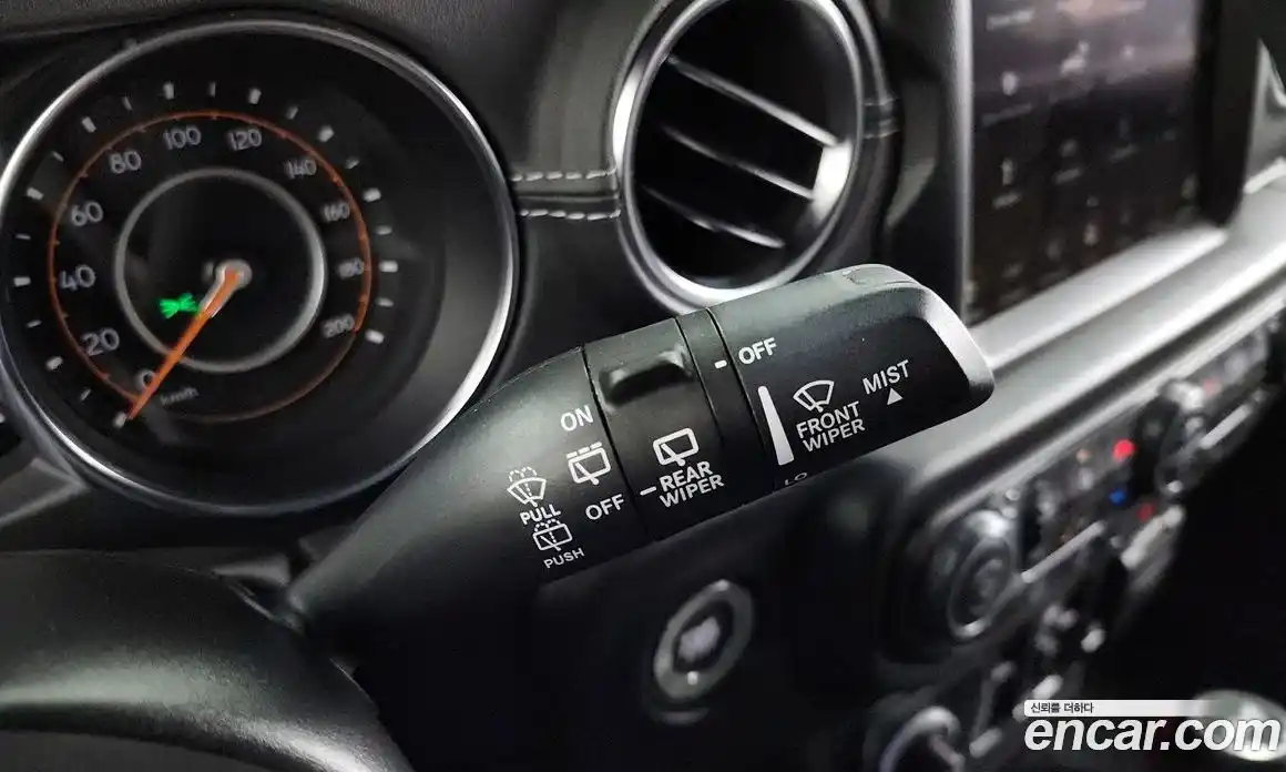 Jeep Wrangler 2022 2.0 гидро в Москве № 215471, фото 19