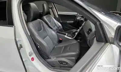 Volvo S60 2017 2.0 гидро в Москве № 217769, миниатюра 12