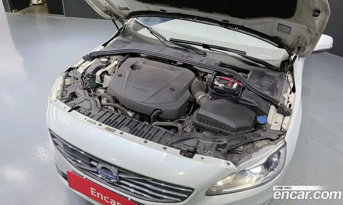 Volvo S60 2017 2.0 гидро в Москве № 217769, фото 6