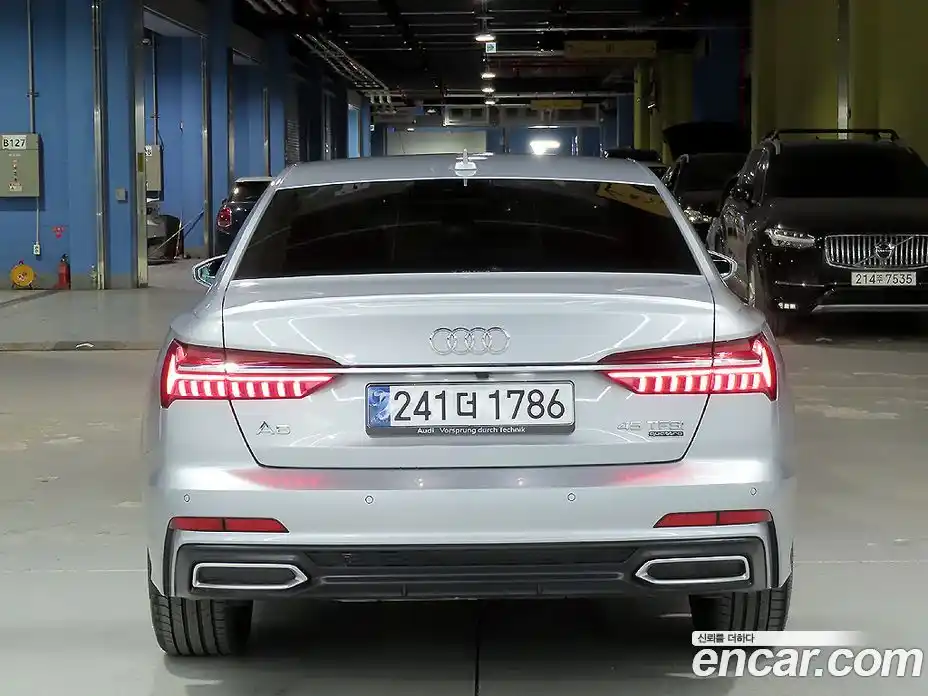 Audi A6 2022 2.0 гидро в Москве, фото 3
