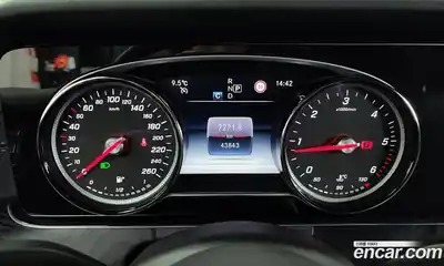 Mercedes-Benz E-Class 2019 1.9 гидро в Москве № 224892, миниатюра 8
