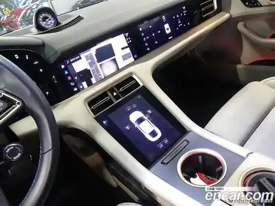 Porsche Taycan 2021 гидро в Москве № 231041, миниатюра 7