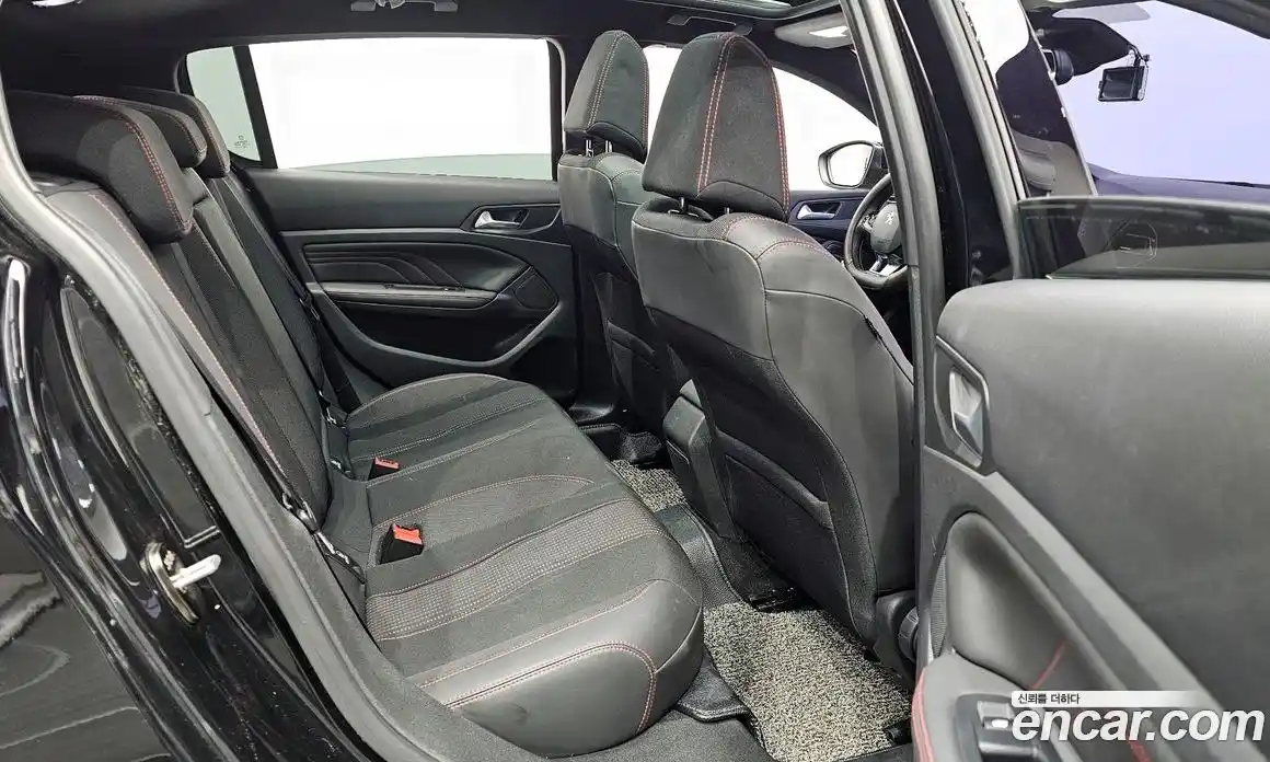 Peugeot 308 2017 1.6 гидро в Москве № 282885, фото 11