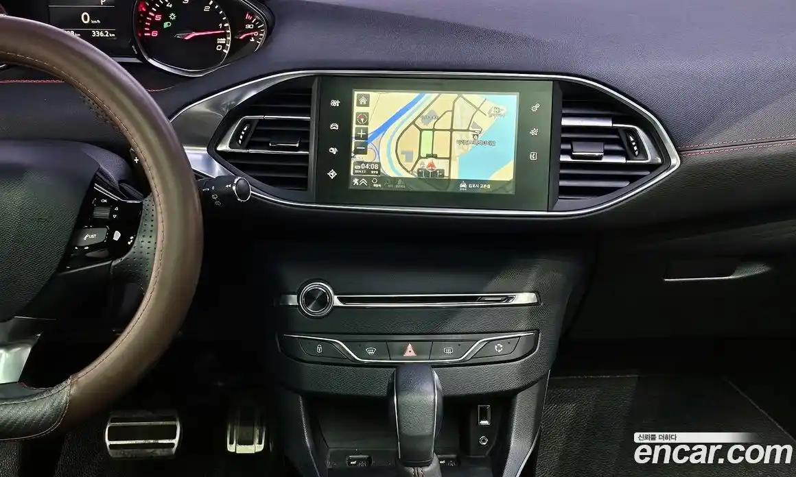 Peugeot 308 2017 1.6 гидро в Москве № 282885, фото 15