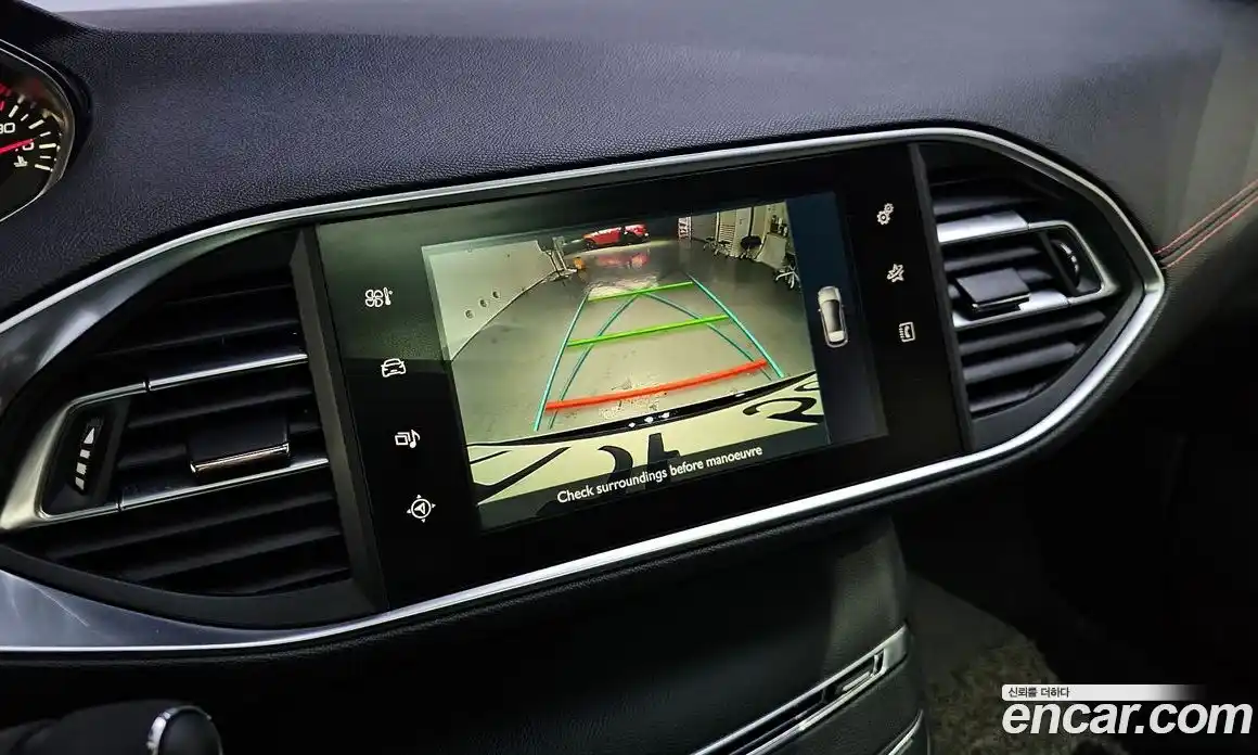 Peugeot 308 2017 1.6 гидро в Москве № 282885, фото 16