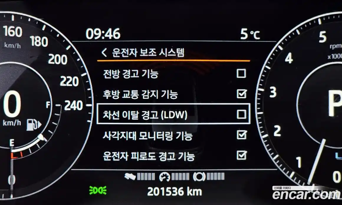 Land Rover Range-Rover Sport 2017 3.0 гидро в Москве № 375067, фото 16