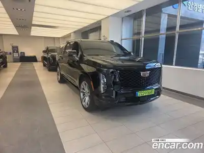 Cadillac Escalade 2025 6.2 гидро в Москве № 548132, миниатюра 3