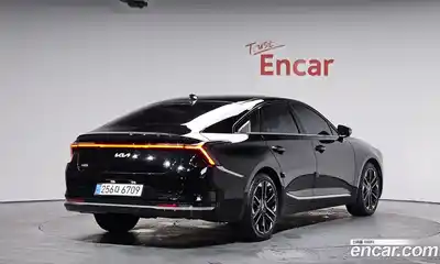 Kia K8, 2025