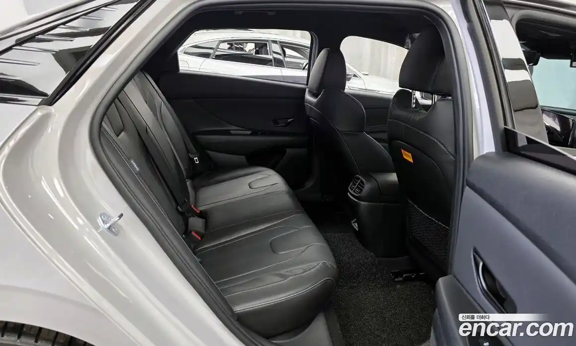 Hyundai Avante 2025 2.0 гидро в Москве № 1610034, фото 12