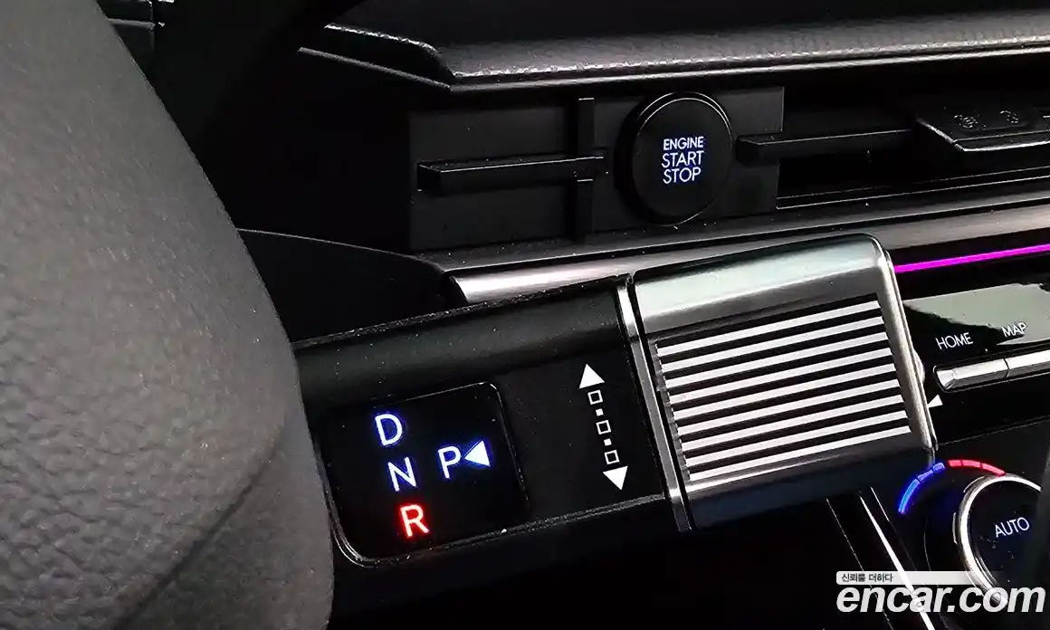 Hyundai Santa Fe 2024 2.5 гидро в Москве № 1610153, фото 9