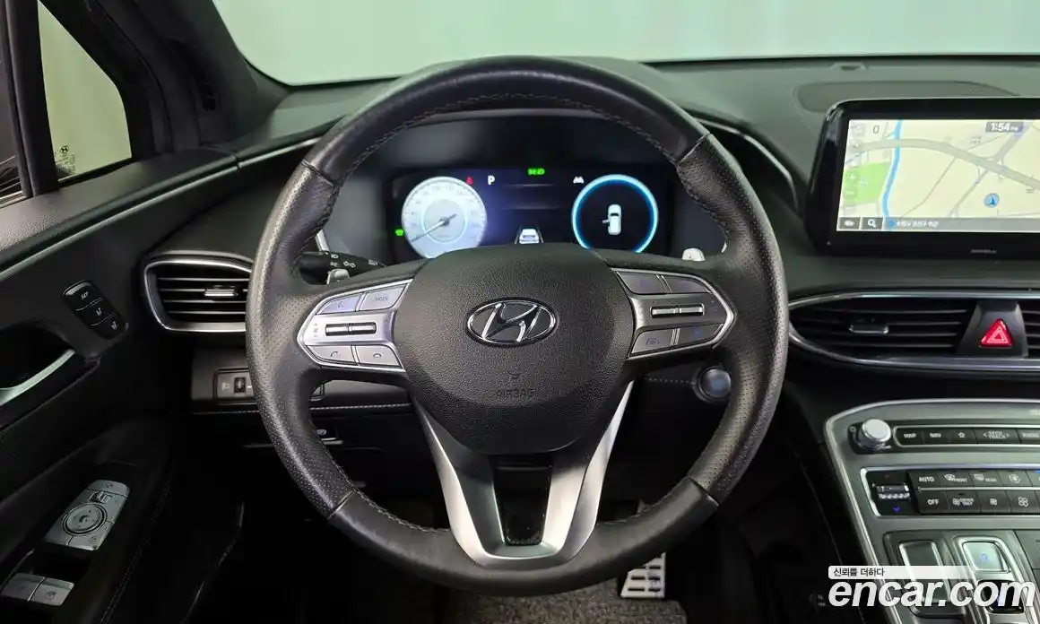 Hyundai Santa Fe 2023 1.6 гидро в Москве № 1610155, фото 13