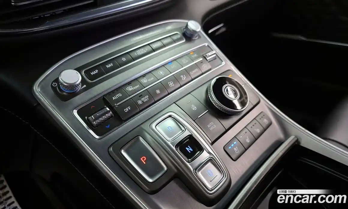 Hyundai Santa Fe 2023 1.6 гидро в Москве № 1610155, фото 9