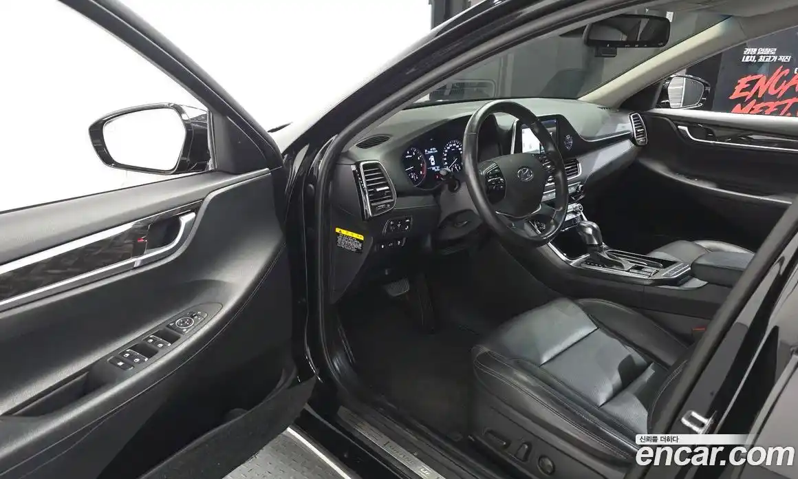 Hyundai Grandeur 2019 2.4 гидро в Москве № 1610286, фото 10