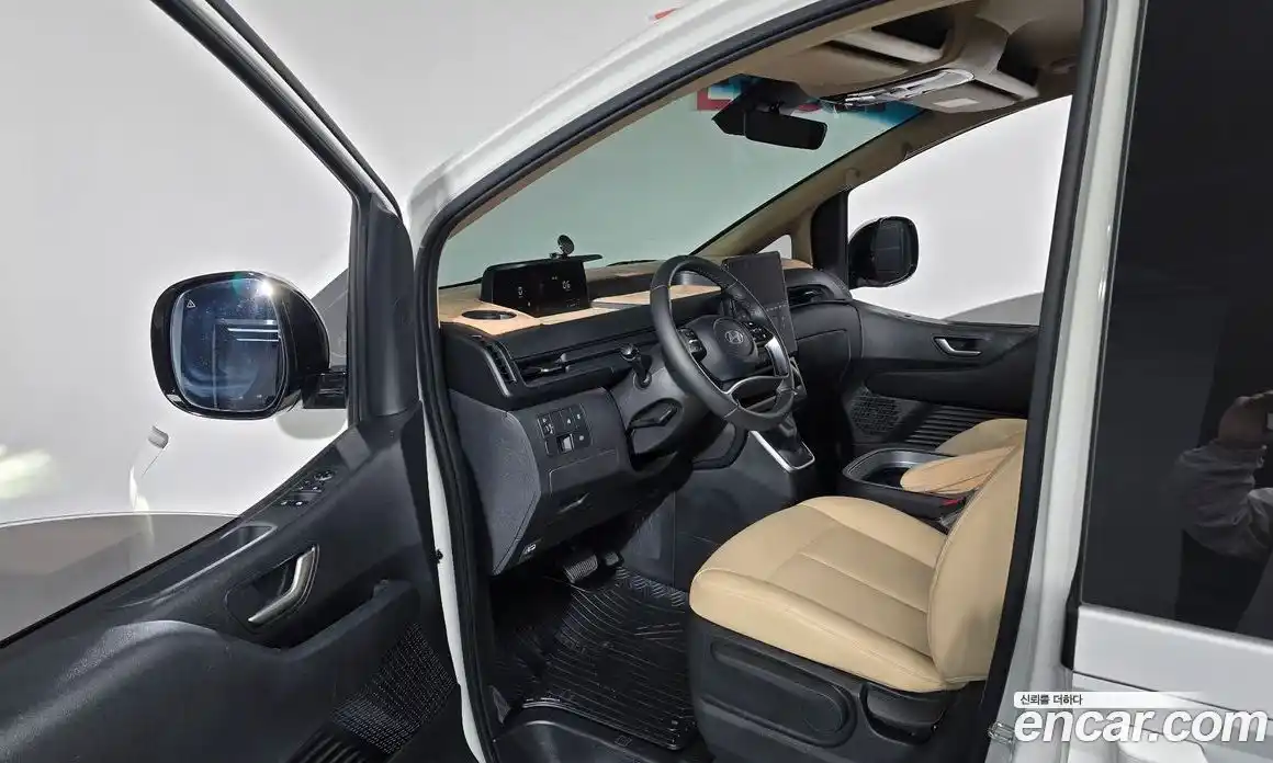 Hyundai Staria 2024 3.5 гидро в Москве № 1610332, фото 10
