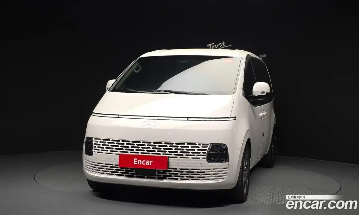 Hyundai Staria 2024 2.2 гидро в Москве № 1610538, фото 3