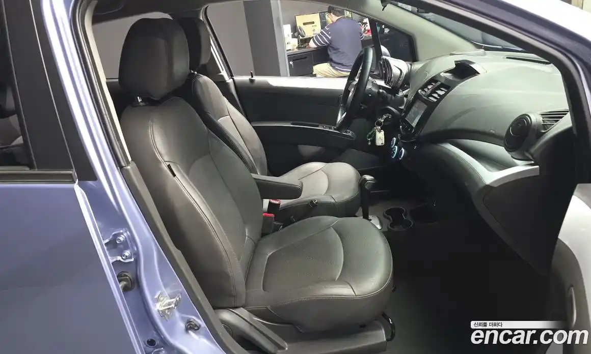 Chevrolet Spark 2015 1.0 гидро в Москве № 1614077, фото 11