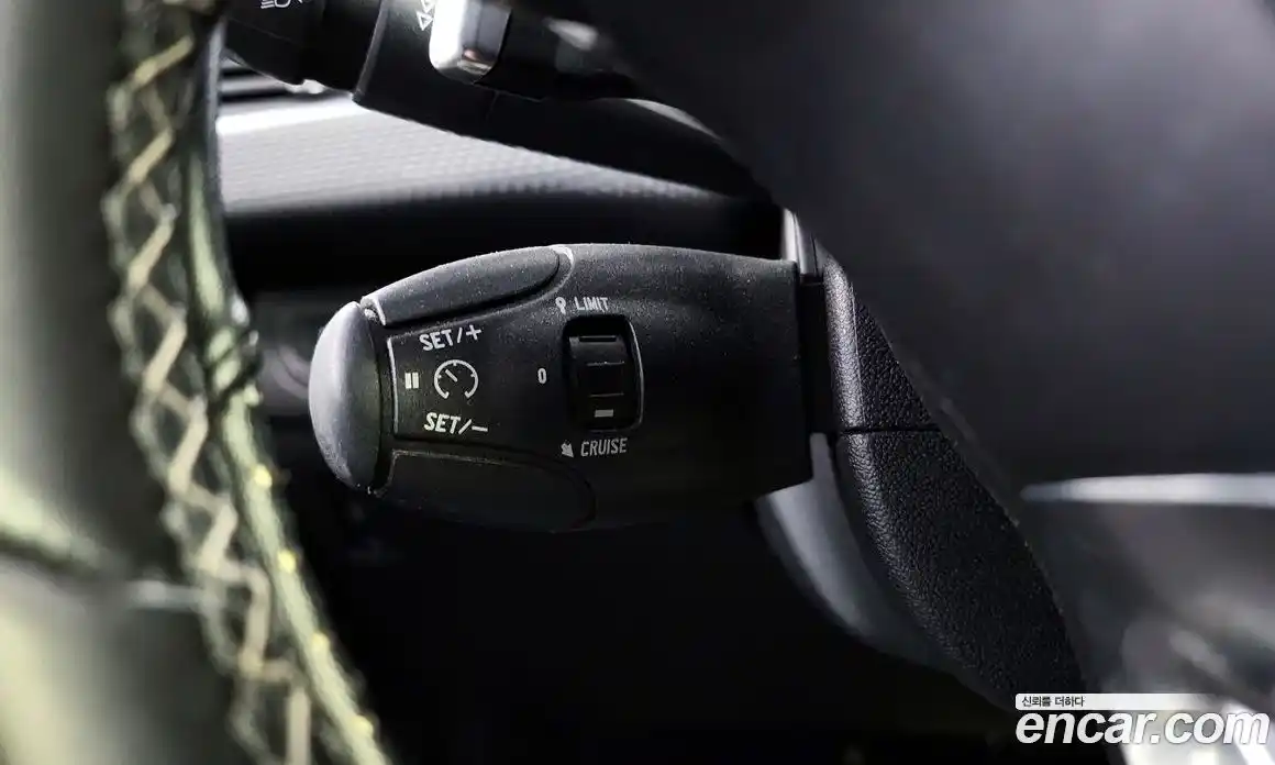 Peugeot 2008 2015 1.6 гидро в Москве № 1615498, фото 19